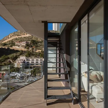 Modern Sea Front Jacuzzi Blue Sky Apartament
